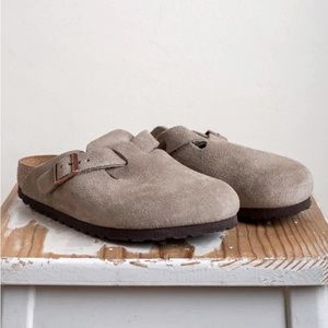 Taupe soft bed Birkenstock Boston Clogs 42